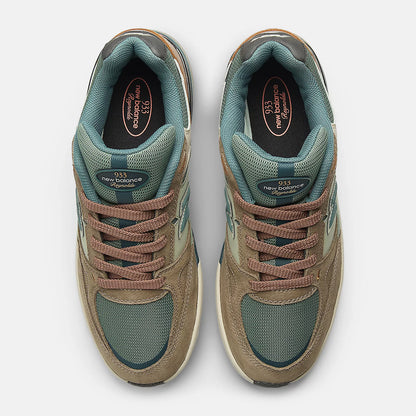 New Balance Shoes Numeric Andrew Reynolds 933 - Mushroom/New Spruce